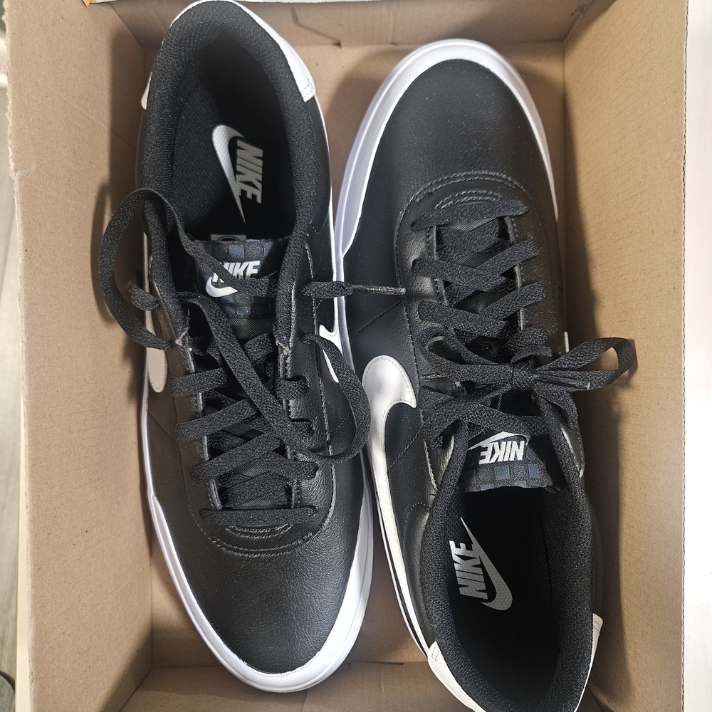 Nike Men's Black Court Shot Leather Sneakers with White Accents, Size 11.5 NIB